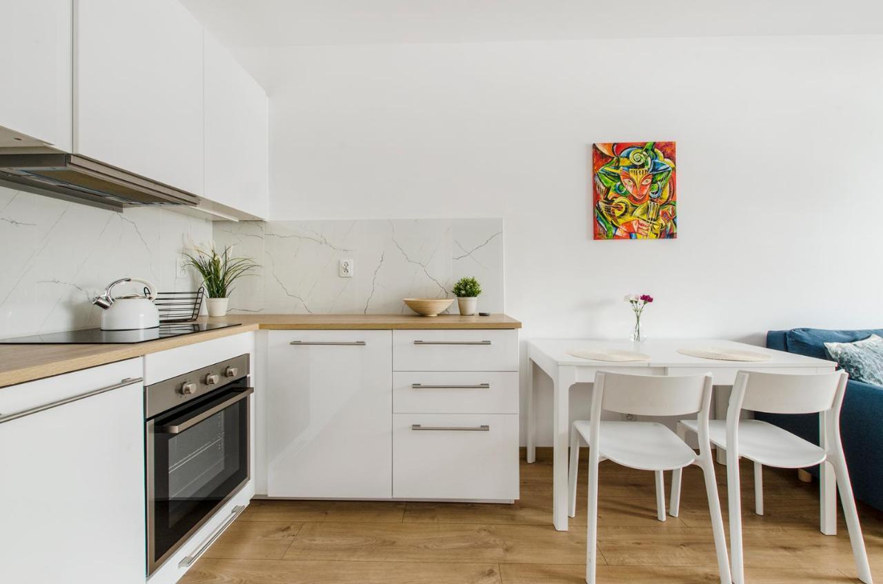 Goldaparts Gdanska Lodz  Luaran gambar