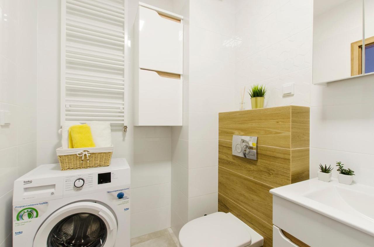 Goldaparts Gdanska Lodz  Luaran gambar